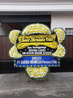 Papan Bunga Duka di Sumbermalang